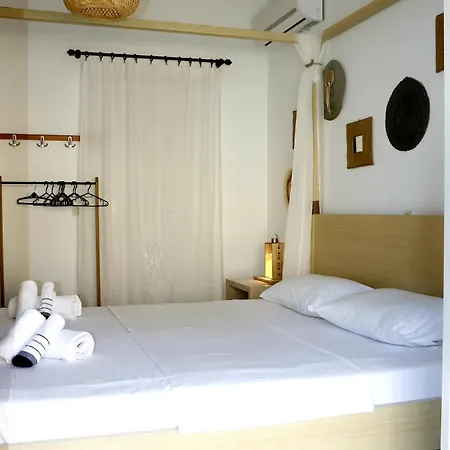 Arco In Pietra Apolakkia