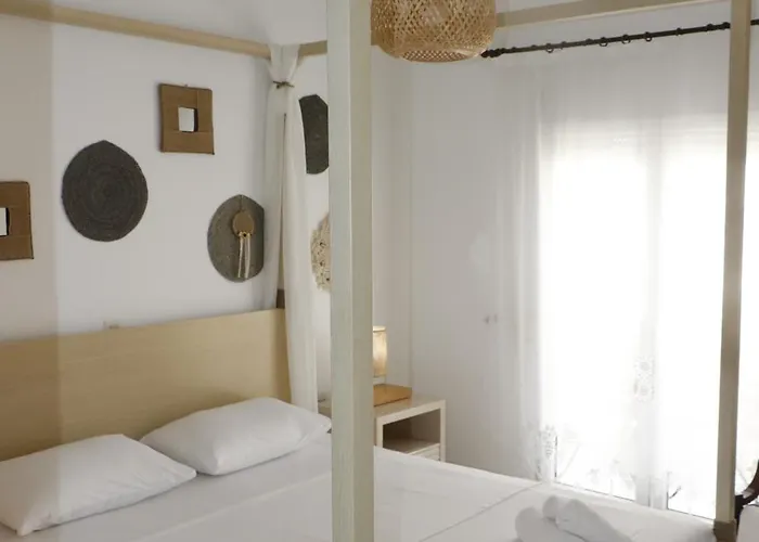 Arco In Pietra Apolakkia