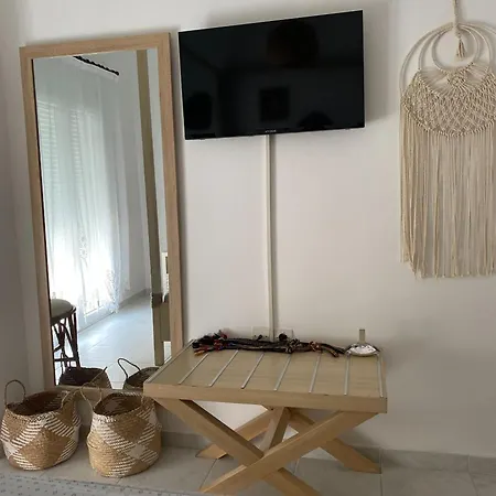 Arco In Pietra Daire Apolakkia
