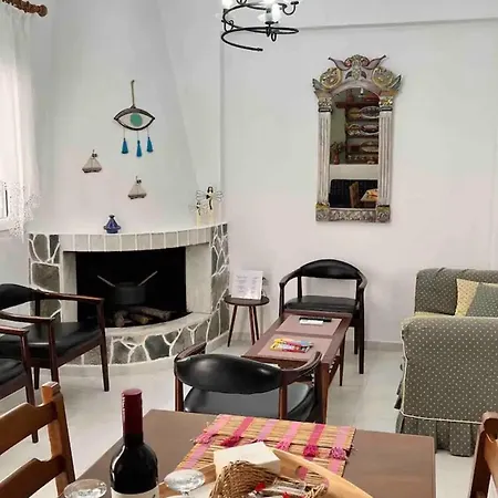 Arco In Pietra Apolakkia